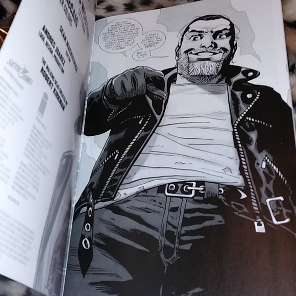 🔥NEW Negan Lives Comic - Picture 3 of 3